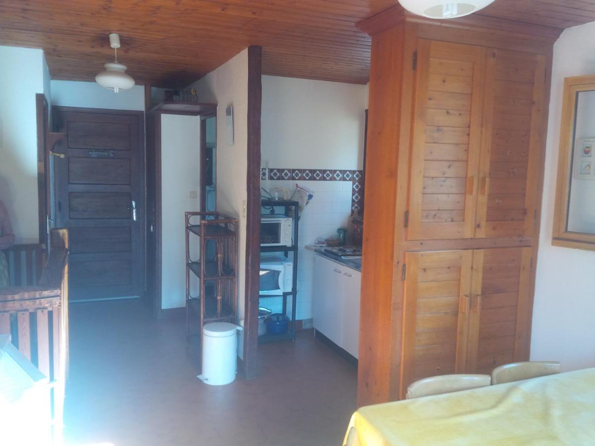 فالوار Appartement En Duplex Dans Un Chalet Typique المظهر الخارجي الصورة