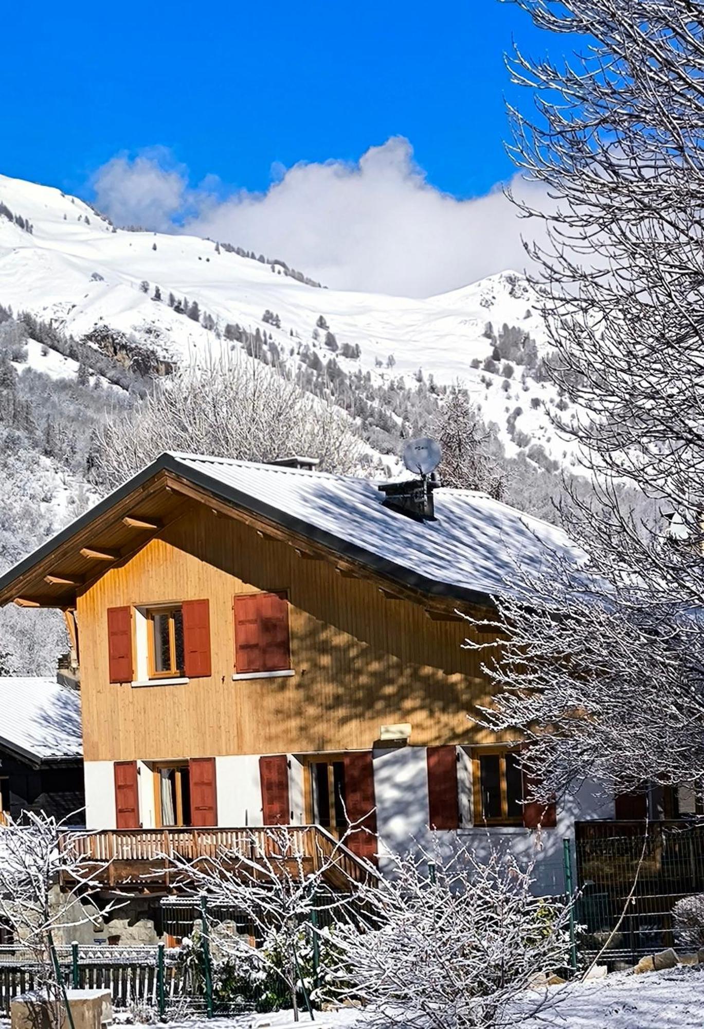 فالوار Appartement En Duplex Dans Un Chalet Typique المظهر الخارجي الصورة